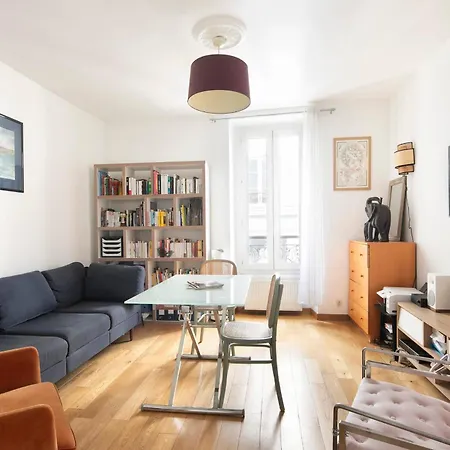 Charming Montmartre 2bdr פריז