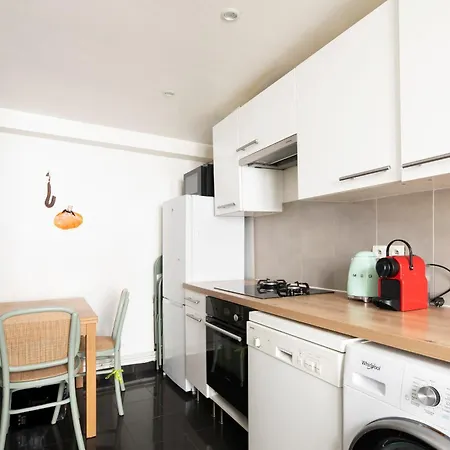Charming Montmartre 2bdr *